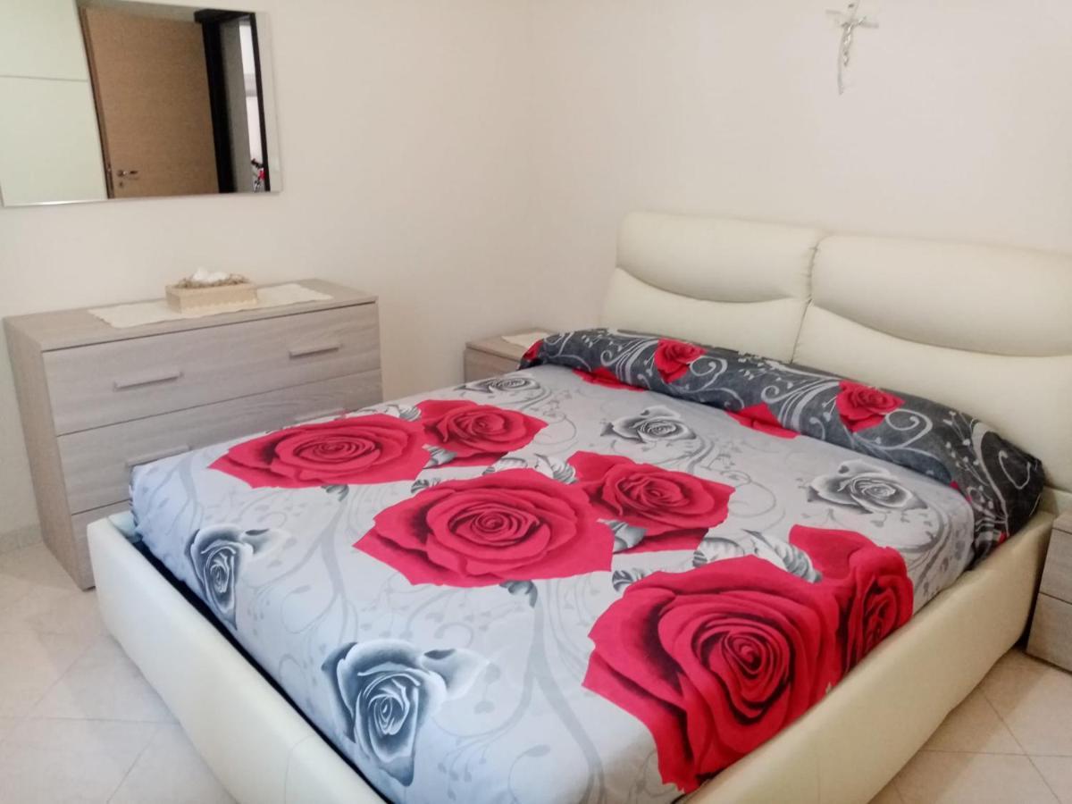 Apartment Difesa Pizzo Luaran gambar