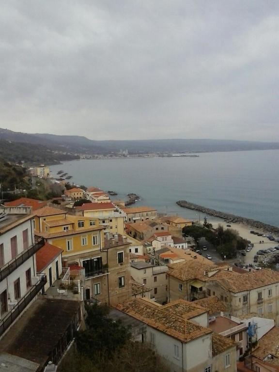 Apartment Difesa Pizzo Luaran gambar